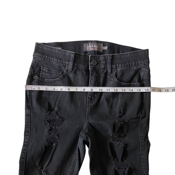 Torrid Premium Distressed Bombshell Skinny Black Jeans Women’s Size 10T - Picture 9 of 15